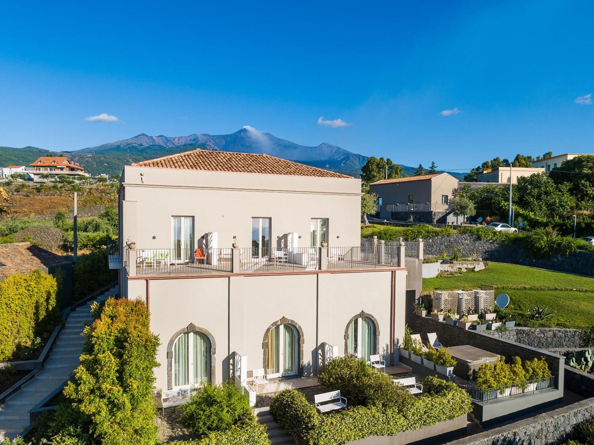 Kepos Etna Relais & Exclusive Spa Санта-Венерина Экстерьер фото